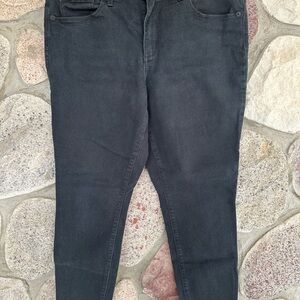 Universal Thread Dark Wash High Rise Jeans